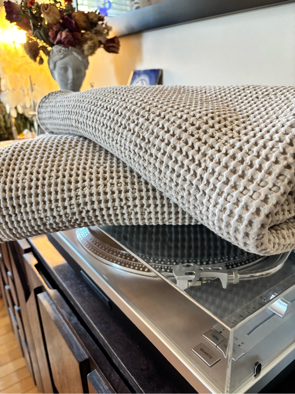 Everyday Oil - 2 x The Big Bath Sheet - Gorgeous Xtra Large Towels - Like New - Picture 6 of 16